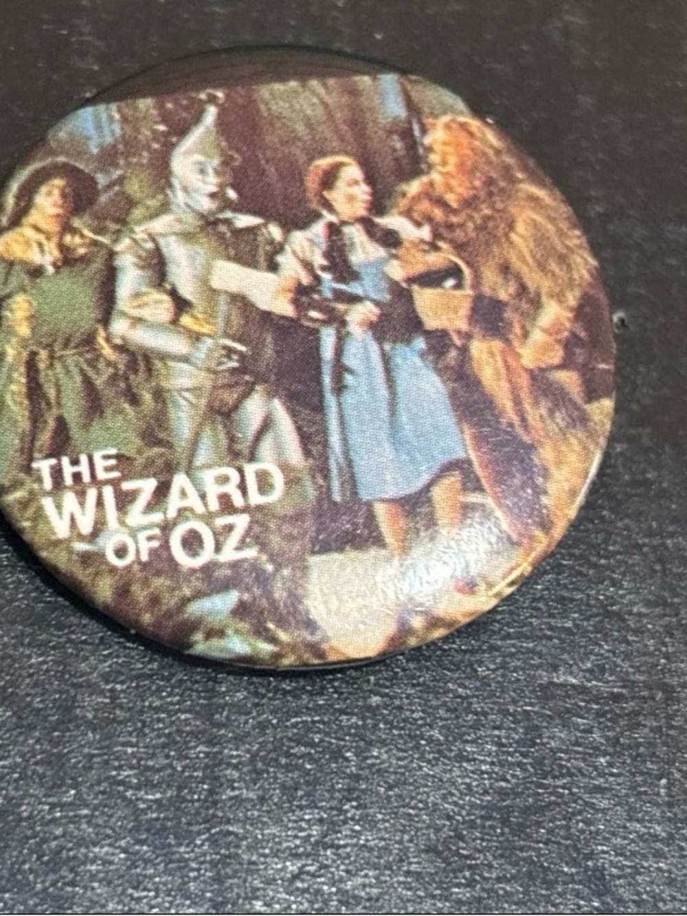 Vintage Wizard of Oz Scarecrow Dorothy Lion Tinman Pinback Button Up Co 1966 MGM